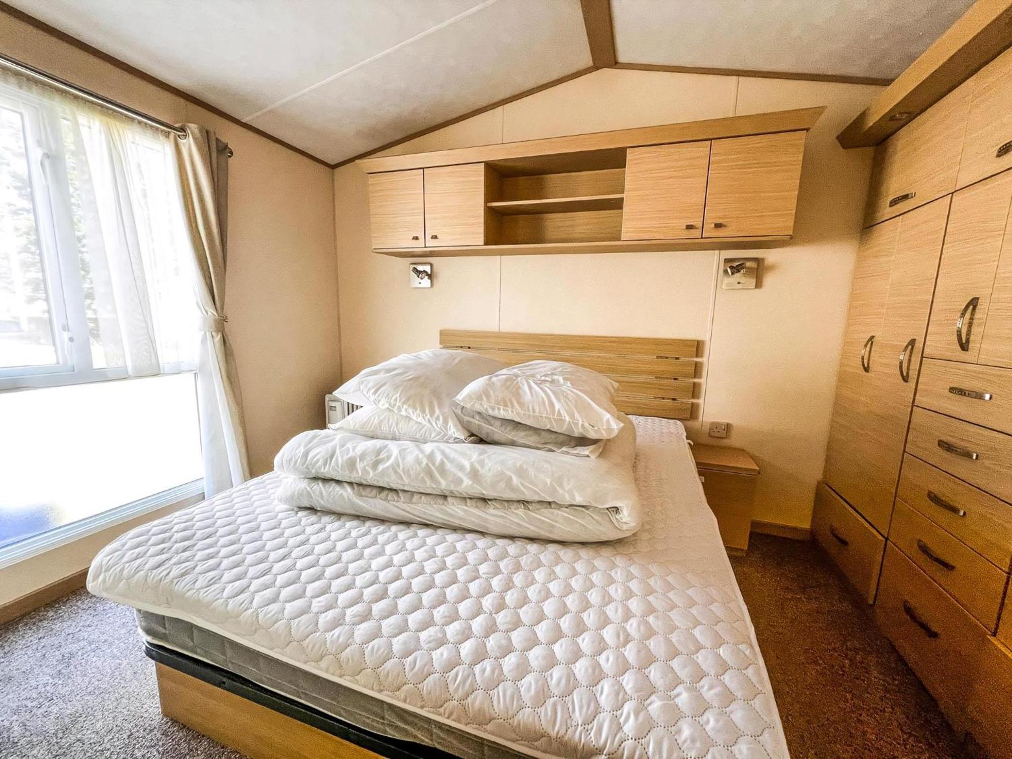 Great 6 Berth Caravan By The Beach At California Cliffs In Scratby Ref 50010L Great Yarmouth Ngoại thất bức ảnh