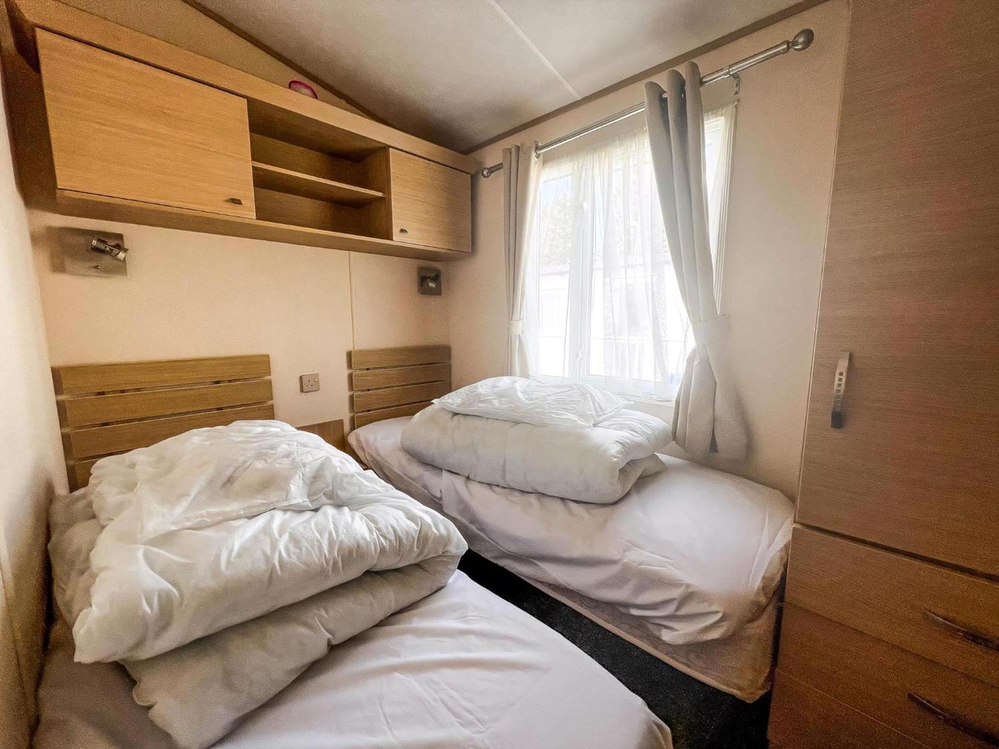 Great 6 Berth Caravan By The Beach At California Cliffs In Scratby Ref 50010L Great Yarmouth Ngoại thất bức ảnh
